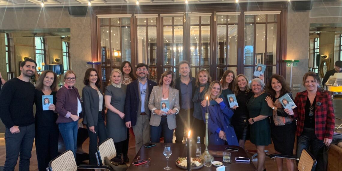 Ayşen Zamanpur İkinci Kitabı “Diren Keçi”yi Özel Bir Davetle  Tanıttı